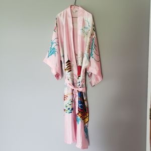 SOLD! Sang Yun Niao China Beautiful Light Pink Chinese Silk Kimono Robe